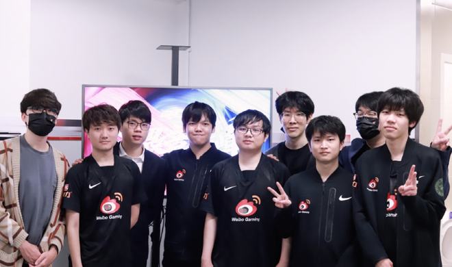 振奋精神 振奋精神