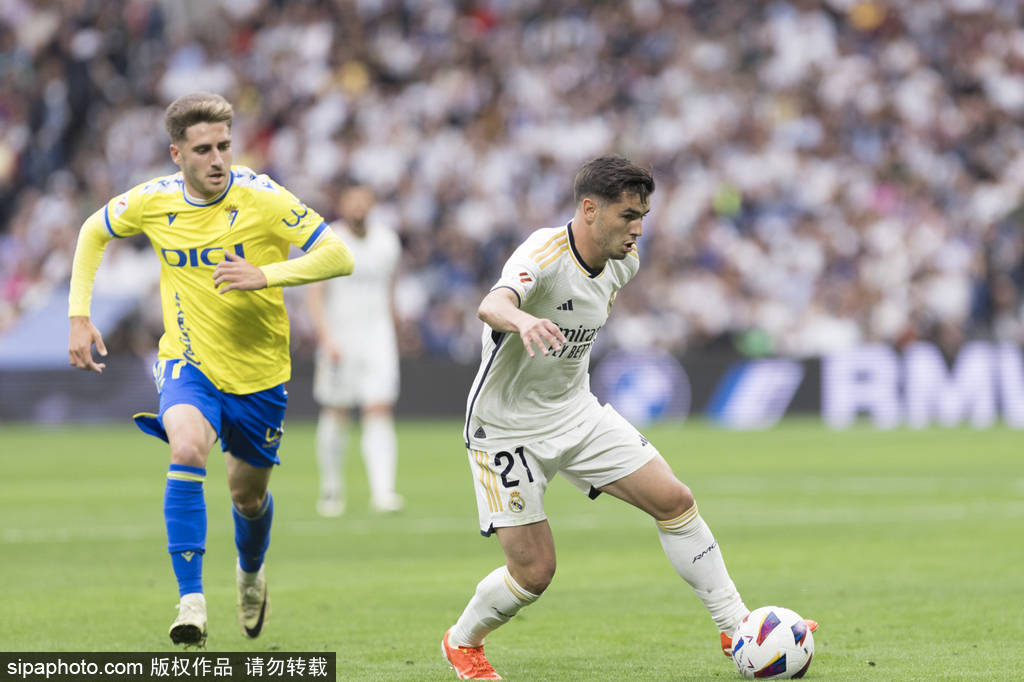 对球员层面 对球员层面